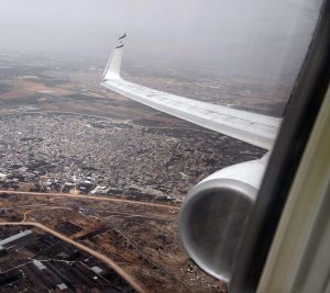 פחד טיסה למיקום הישיבה שלנו יש השפעה על הרעש שנשמע: מבט ממחלקת עסקים