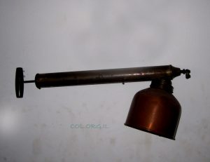 פליט - זרימת האוויר מעל המיכל גרמה תת לחץ