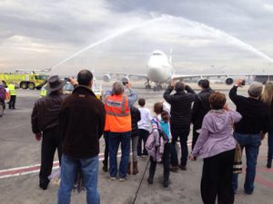ערן רמות - נחיתה אחרונה כטייס בחברת תעופה, טקס סילוני המים המסורתי